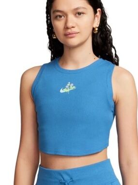 NWT 🦋 Nike Blue Ribbed Cropped Tank with Floral Swoosh